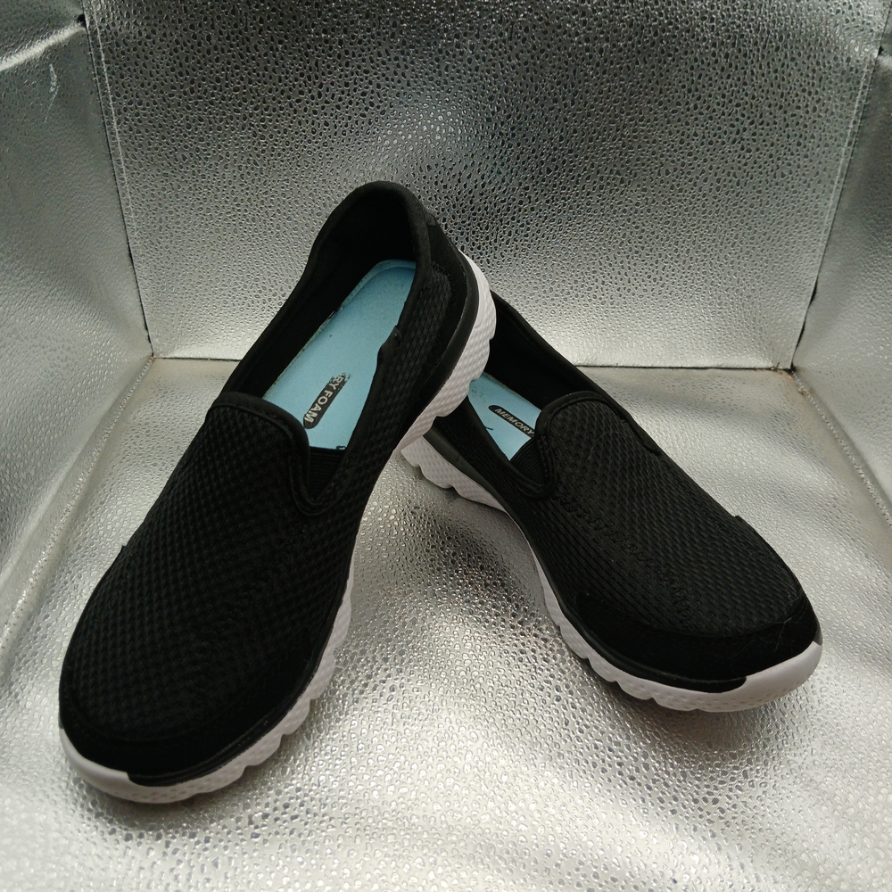 Skechers Black Slip-On Sneakers Women's Size 7
